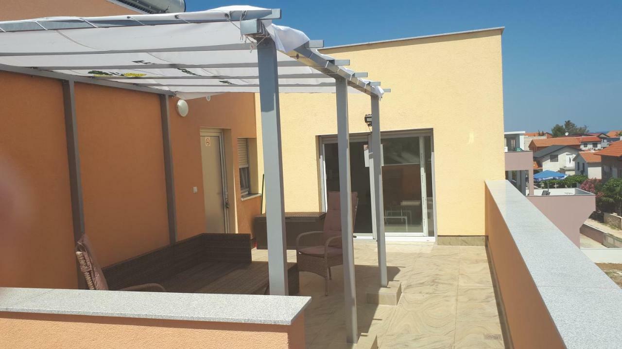 Villa Merjem Vir Zewnętrze zdjęcie
